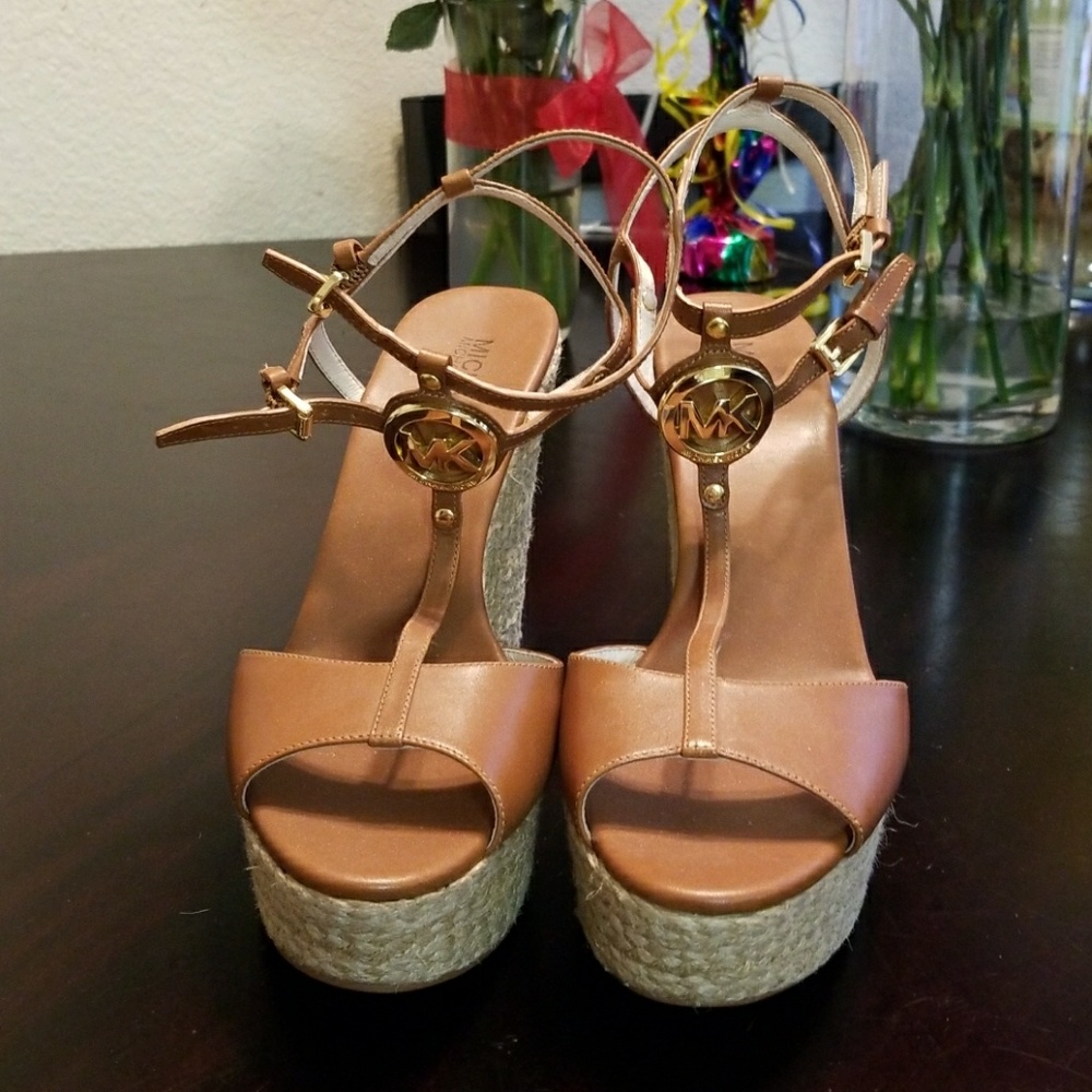 Michael kors wedges